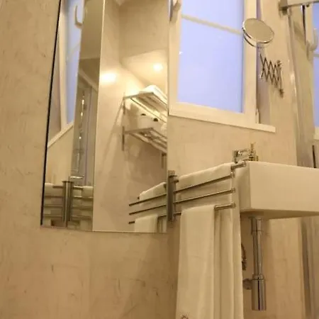 Madalena Views - Stylish & Luxury @ Baixa *