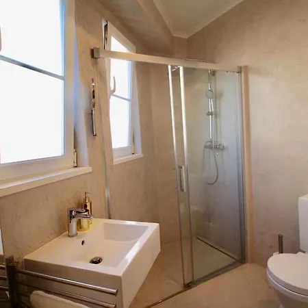 Madalena Views - Stylish & Luxury @ Baixa * Lissabon